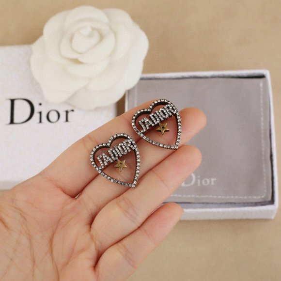 Earrings - Picture 2 of 3